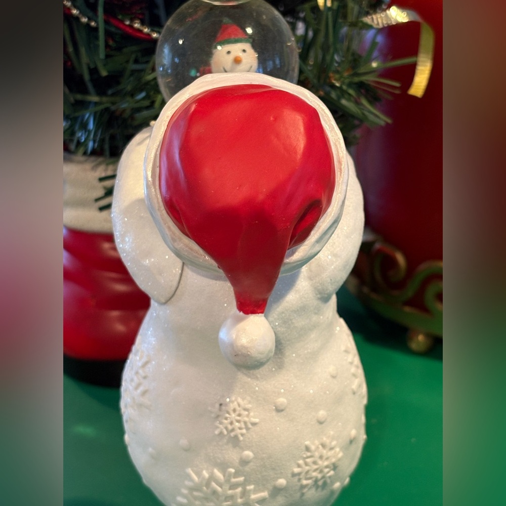 NEW WITH TAGS Hallmark 2014 Snowman With Snow Globe “Hello In The Snow” Figurine - Picture 3 of 8